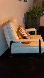 Witte leren fauteuil, Huis en Inrichting, Fauteuils, Ophalen, Zo goed als nieuw, Modern, 50 tot 75 cm