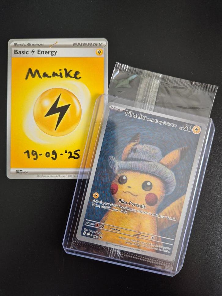 Pikachu with Grey Felt Hat Van Gogh Promo - sealed, Hobby en Vrije tijd, Verzamelkaartspellen | Pokémon, Nieuw, Losse kaart, Ophalen of Verzenden
