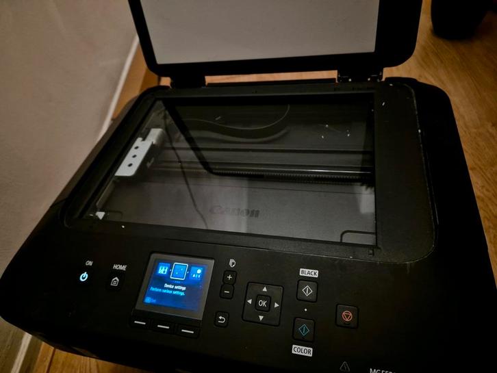 Canon Pixma M5550 All-in-One Printer (kleur), Computers en Software, Printers, Gebruikt, All-in-one, Inkjetprinter, Kleur printen