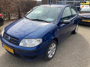 Fiat Punto 1.2 Young Bj 2005 Airco 145900 km nap, nw APK inr beschikbaar voor biedingen