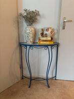 leuk vintage bijzettafeltje, Ophalen, Zo goed als nieuw, Rond, Minder dan 55 cm