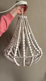 Witte hanglamp met kralen - 42 cm, Ophalen of Verzenden, Zo goed als nieuw, Hout, Minder dan 50 cm