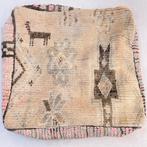 Vintage berber poef van echt wol, marokkaanse zitkussen, Verzenden, 50 tot 75 cm, 50 tot 75 cm