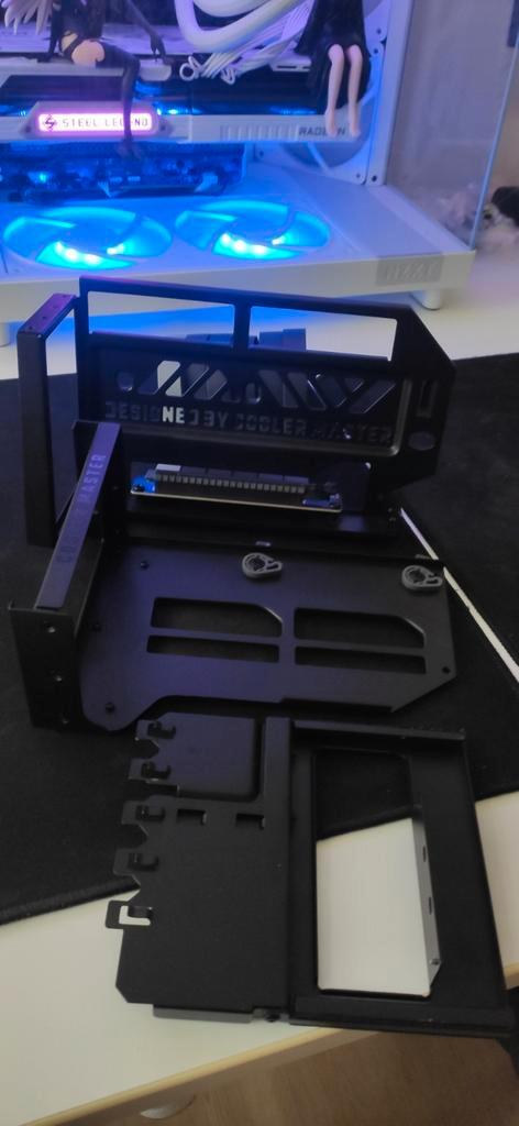 Cooler Master V3 vertical GPU mount non RGB, Computers en Software, Videokaarten, Zo goed als nieuw, PCI-Express 4.0, GDDR5, Ophalen of Verzenden