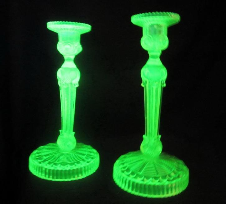 2 vaseline uranium glas art deco: kandelaars, ca 1920, Antiek en Kunst, Antiek | Glas en Kristal, Verzenden