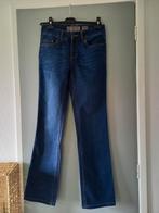 Jeans bootcut van Vero Moda mt 27/32 NIEUW, Nieuw, Blauw, Ophalen of Verzenden, W27 (confectie 34) of kleiner