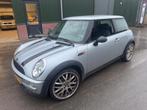 Mini Mini 1.6 One Salt, Voorwielaandrijving, 15 km/l, Gebruikt, 4 cilinders