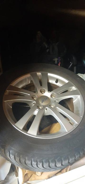  Winterbanden 16 inch Renault Scenic beschikbaar voor biedingen