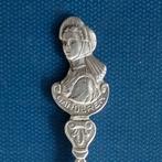 verzilverd lepeltje klederdracht Garderen (NIO 90) knipmuts, Antiek en Kunst, Ophalen of Verzenden