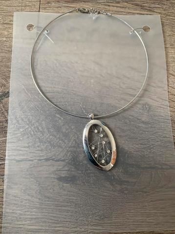 Partij 10 stuks mooie  kettingen KR1 beschikbaar voor biedingen