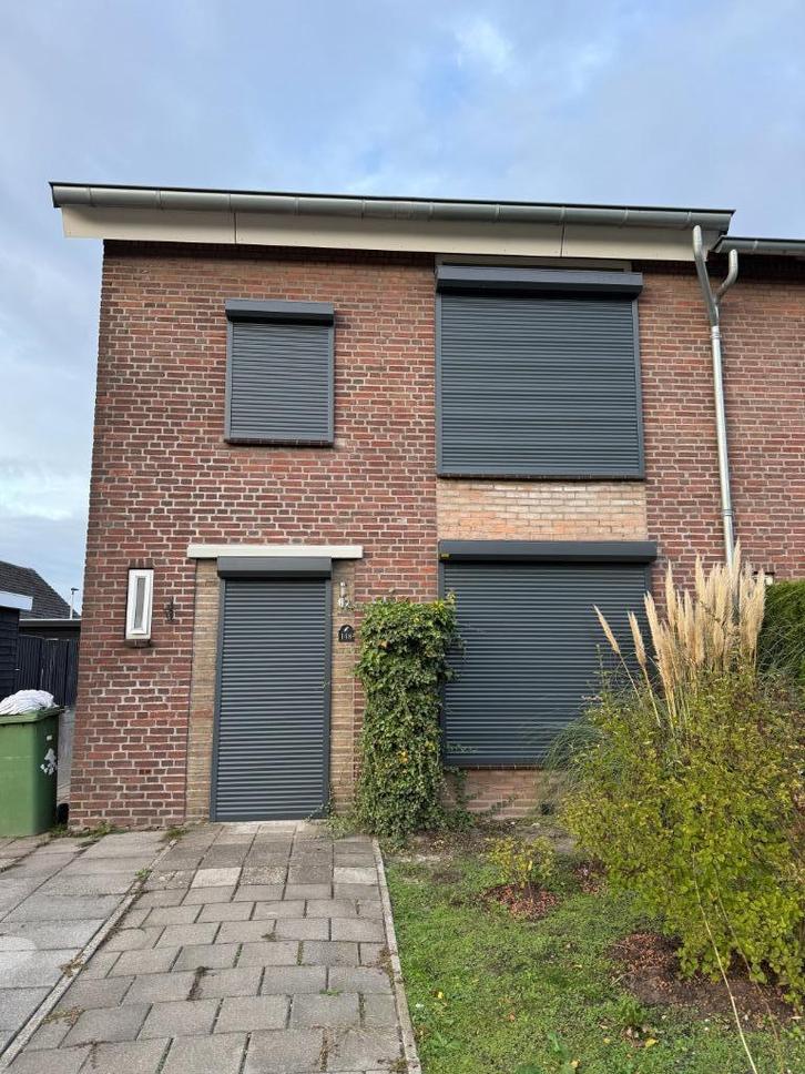 Meerdere rolluiken te koop in goede staat, Doe-het-zelf en Verbouw, Rolluiken, Zo goed als nieuw, 100 tot 150 cm, Minder dan 100 cm
