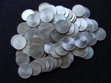100x zilveren tientjes Juliana 1970/1973. beschikbaar voor biedingen