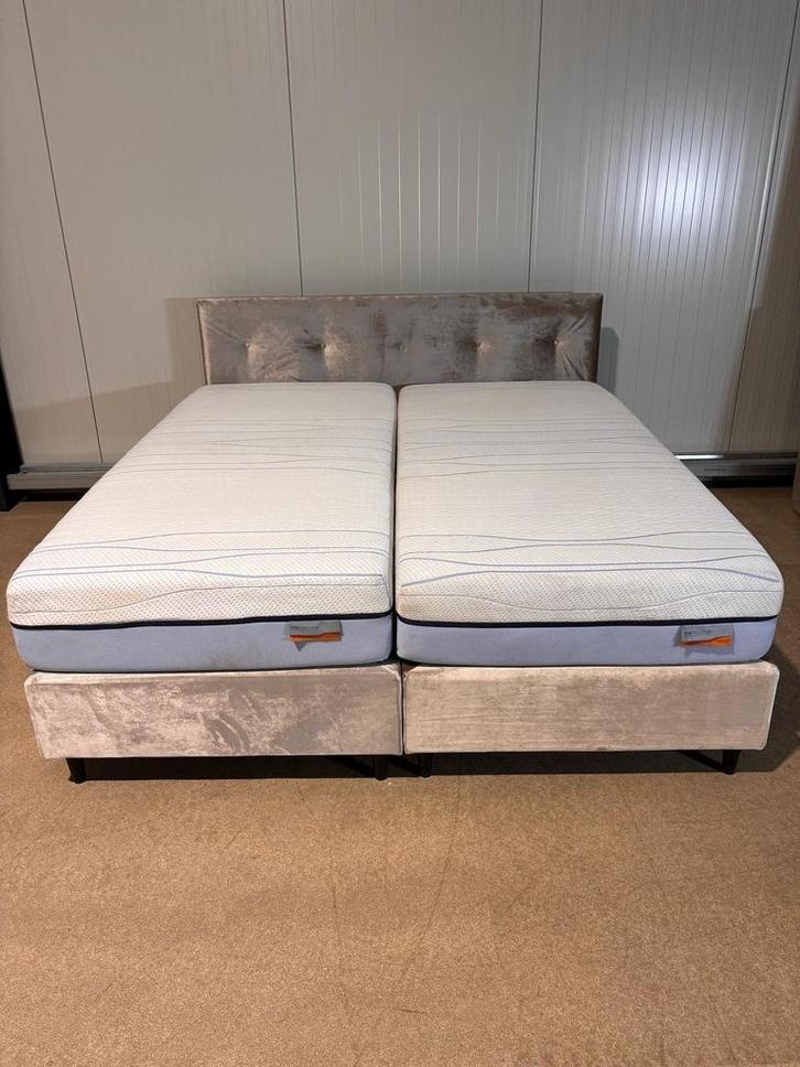 Nieuwste stof Boxspring met Mline  matras 180x200 S07, Huis en Inrichting, Slaapkamer | Boxsprings, Ophalen of Verzenden