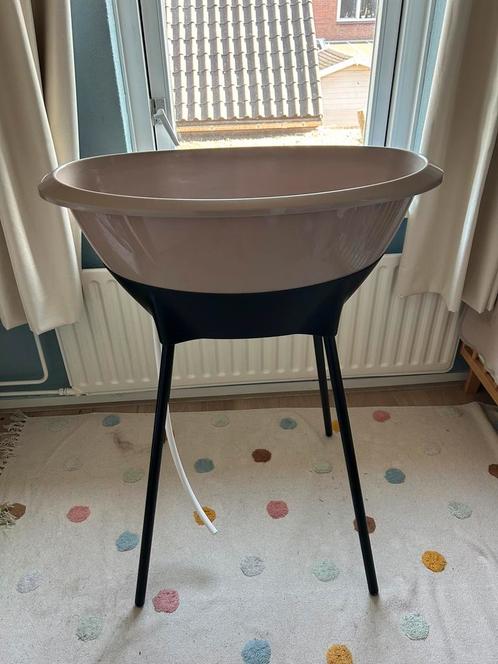 Luma badje beige met zwart onderstel, Kinderen en Baby's, Badjes en Verzorging, Gebruikt, Badje, Overige merken, Ophalen