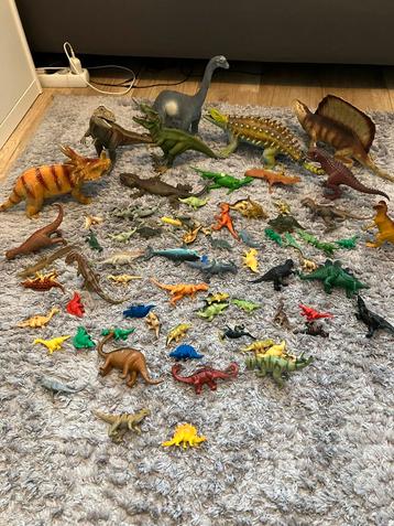 Dinosaurus Speelgoed Set - approx 120 pieces beschikbaar voor biedingen