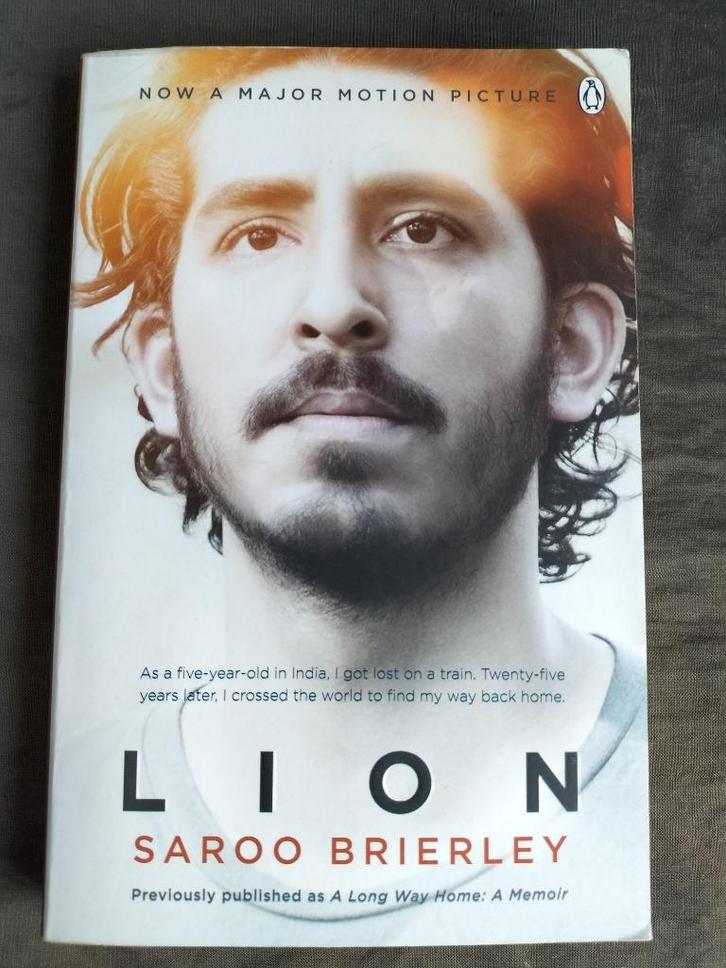 Saroo Brierley - Lion / A Long Way Home, Boeken, Taal | Engels, Zo goed als nieuw, Non-fictie, Ophalen of Verzenden