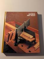 Praktisch thuis - Handig met hout (1985), Gelezen, Houtbewerking, Ophalen of Verzenden, Jo Thomas