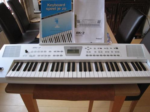 Keyboard Roland BK3 (wit), Muziek en Instrumenten, Keyboards, Zo goed als nieuw, 61 toetsen, Roland, Aanslaggevoelig, Ophalen