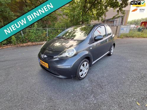 Toyota Aygo 1.0-12V LEKKER GOEDKOOP RIJDEN, Auto's, Toyota, Bedrijf, Te koop, Aygo, ABS, Airbags, Metallic lak, Radio, Startonderbreker