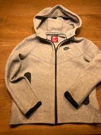Nike Tech Fleece pak (137-147), Kinderen en Baby's, Kinderkleding | Maat 140, Gebruikt, Jongen of Meisje, Ophalen of Verzenden