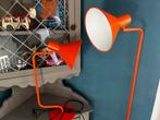 Tafellamp bureau lamp oranje minimalistisch moderj strak, 50 tot 75 cm, Ophalen of Verzenden, Zo goed als nieuw, Metaal
