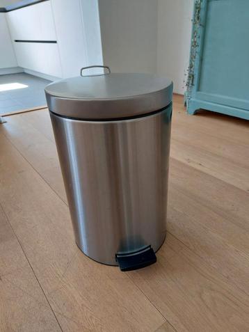 Brabantia afvalemmer 20 l beschikbaar voor biedingen