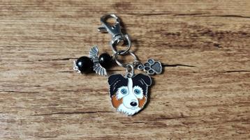 ACTIE -20% Sleutelhanger Australische herder Aussie emaille  beschikbaar voor biedingen