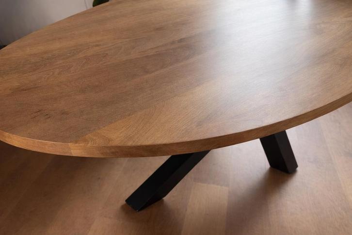 Prachtige mango houten tafel met stalen frame, Huis en Inrichting, Tafels | Eettafels, Zo goed als nieuw, 100 tot 150 cm, 200 cm of meer