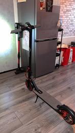 Elektrische step, Fietsen en Brommers, Steps, Ophalen of Verzenden, Zo goed als nieuw