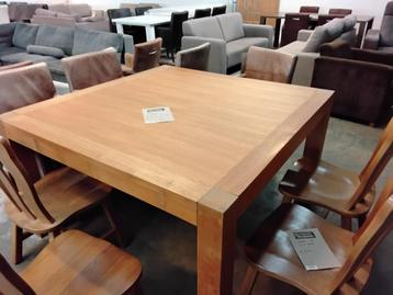 Eettafels 140x140 cm en 200x 80 cm. Meer tafels! beschikbaar voor biedingen