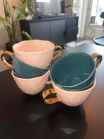 Set van 5 mokken Urban Nature Culture (35cl) groen en roze, Ophalen of Verzenden, Zo goed als nieuw, Overige stijlen, Kop(pen) en/of Schotel(s)