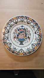 Handgeschilderd bord Royal Delft, Antiek en Kunst, Ophalen of Verzenden