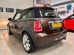 Mini Mini 1.6 Cooper Chili Bj.11|Clima|Stoelverwarming|leer/, Voorwielaandrijving, Euro 5, Zwart, 4 cilinders