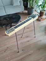 Guyatone Lapsteel Creme wit + Duesenberg Multibender 2x, Muziek en Instrumenten, Ophalen of Verzenden, Gebruikt, Solid body, Overige merken