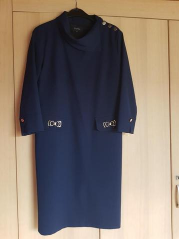 Prachtige nieuwe blauwe jurk Mt.40 Merk: Lilytime beschikbaar voor biedingen