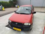 Suzuki Alto 1.1 16V 5d AGS 2003 Rood (57432 km) 2003, Auto's, Suzuki, Voorwielaandrijving, Stof, 63 pk, 750 kg