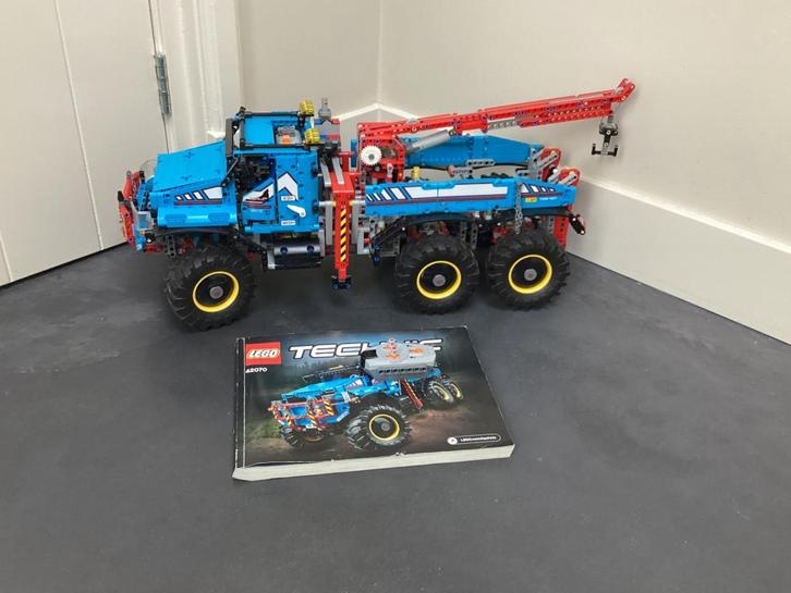 LEGO Technic 6x6 Allterrain sleepwagen 42070, Kinderen en Baby's, Speelgoed | Duplo en Lego