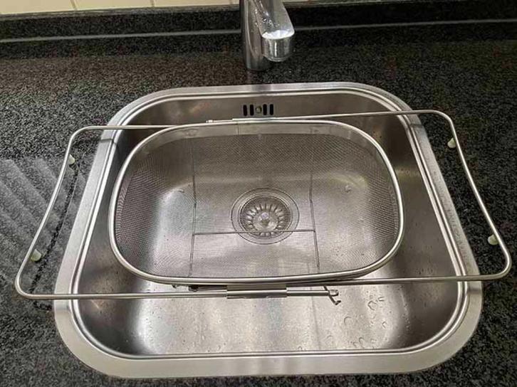 Groot RVS Spoelbak Vergiet Intrekbare, Huis en Inrichting, Keuken | Keukenbenodigdheden, Gebruikt, Ophalen of Verzenden