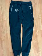 Zwarte joggingbroek Black Bananas zgan mt 176, Jongen, Ophalen of Verzenden, Broek, Zo goed als nieuw