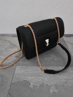 BVLGARI SCHOUDERTAS, Sieraden, Tassen en Uiterlijk, Tassen | Damestassen, Ophalen of Verzenden, Zo goed als nieuw, Schoudertasje