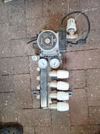 Vloerverwarming verdeler met grundfos pomp 1 jaar gebruikt, Gebruikt, Minder dan 30 cm, Overige typen, Minder dan 60 cm