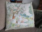 Kussen met borduurwerk ,,Picknick,, 45/45 cm., Ophalen of Verzenden, Nieuw, Overige kleuren, Vierkant