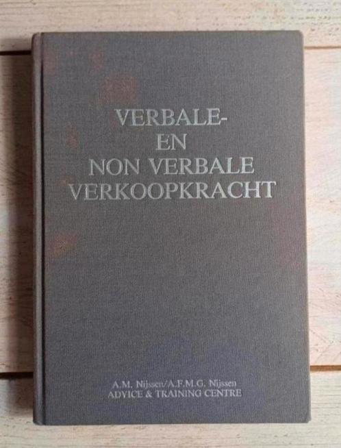 A.M. Nijssen - Verbale en non-verbale verkoopkracht, Boeken, Advies, Hulp en Training, Zo goed als nieuw, Ophalen of Verzenden