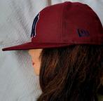 New York Yankees Cap, size 7 1/4 = 57.7cm bordeaux rood, Ophalen of Verzenden, Zo goed als nieuw