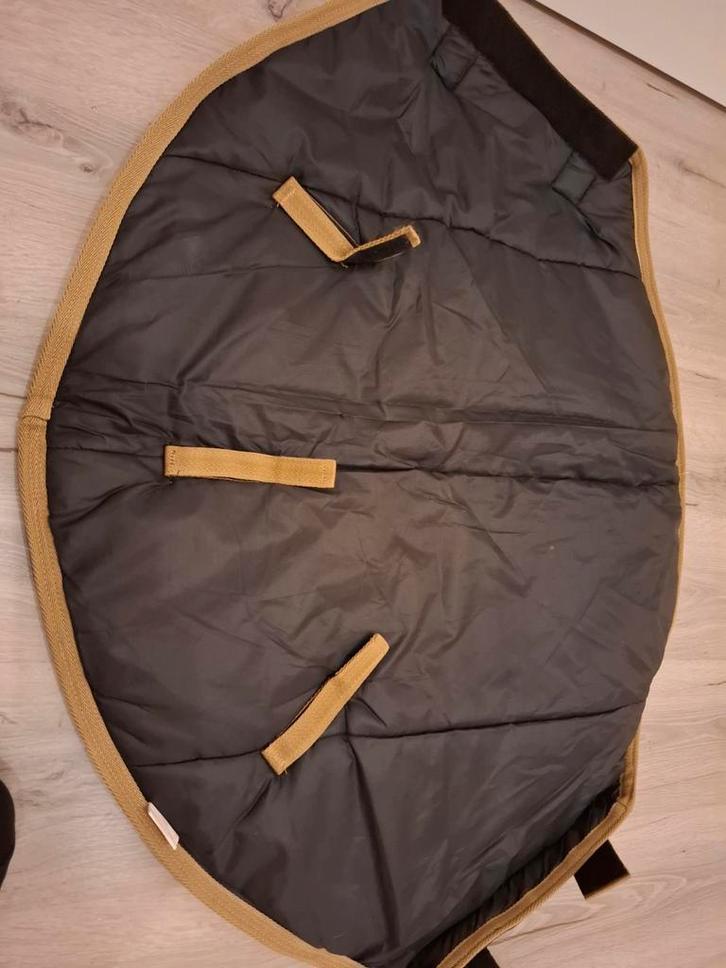 Waterdichte hals 300 grams amigo veulendeken, Dieren en Toebehoren, Paarden en Pony's | Dekens en Dekjes, Zo goed als nieuw, Ophalen of Verzenden