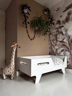 Leuk peuterbed Petit Amelie + kwaliteitsmatras + poppenbedje, Kinderen en Baby's, Kinderkamer | Commodes en Kasten, Ophalen of Verzenden