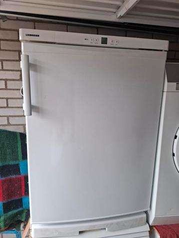 Nette tafelmodel vriezer van Liebherr beschikbaar voor biedingen