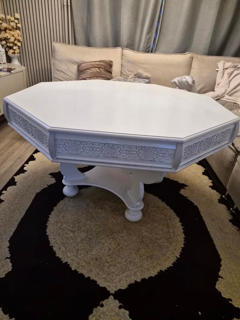 Mooie stevige ronde salontafel of eetafel, Ophalen of Verzenden, Zo goed als nieuw