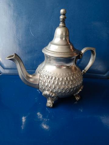 Prachtige Marokkaanse theepot H 20,5 oor tot tuit 22,5 beschikbaar voor biedingen