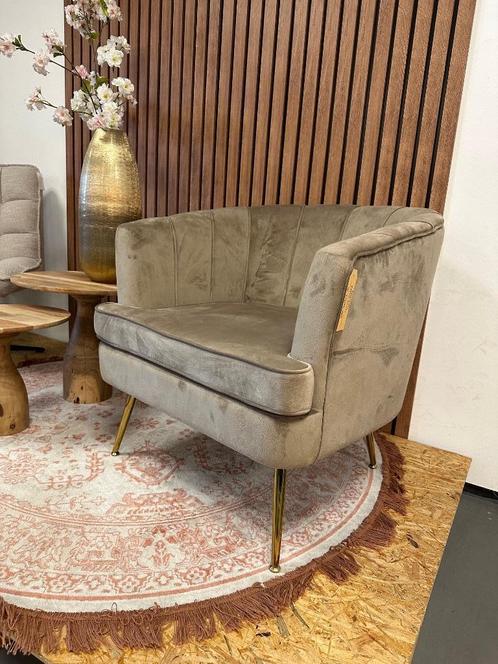 velvet fauteuil - beige fauteuil - velours fauteuil champagn, Huis en Inrichting, Fauteuils, Gebruikt, Stof, 50 tot 75 cm, Minder dan 75 cm